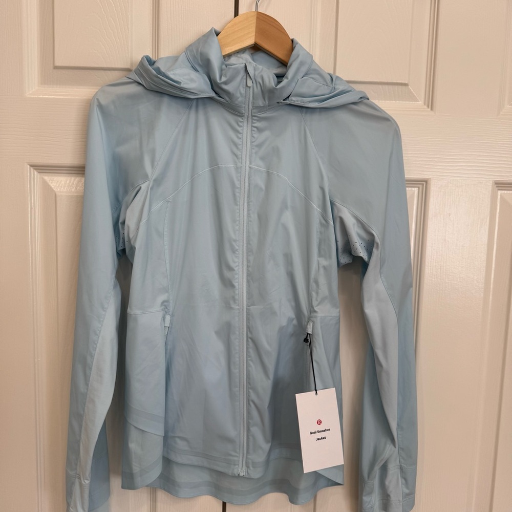 NWT Lululemon Goal Smasher Jacket Powder Blue - Picture 5 of 10